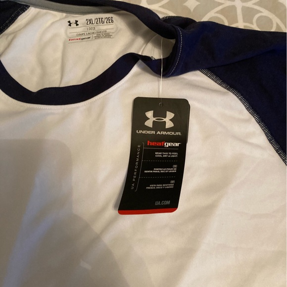 Under Armour 3/4 length training top - Picture 2 of 3